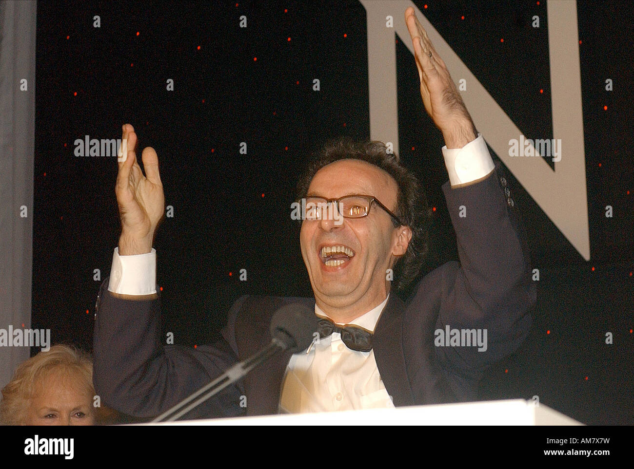 Roberto Benigni celebra presso il National Italian American Foundation 28th Annual Awards Gala Torri di Washington a Washington D Foto Stock