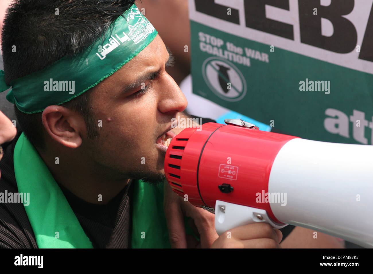 Protester al pro Libano anti guerra dimostrazione in London REGNO UNITO Foto Stock