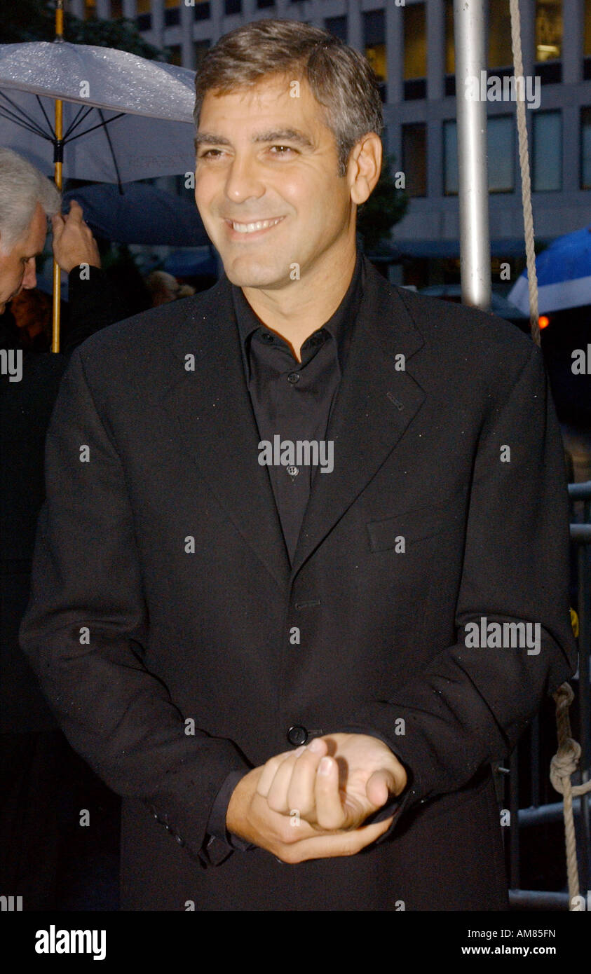 George Clooney Produttore Esecutivo nuova serie HBO K Street arriva al Palm per un partito di HBO su Washington K Street va insid Foto Stock