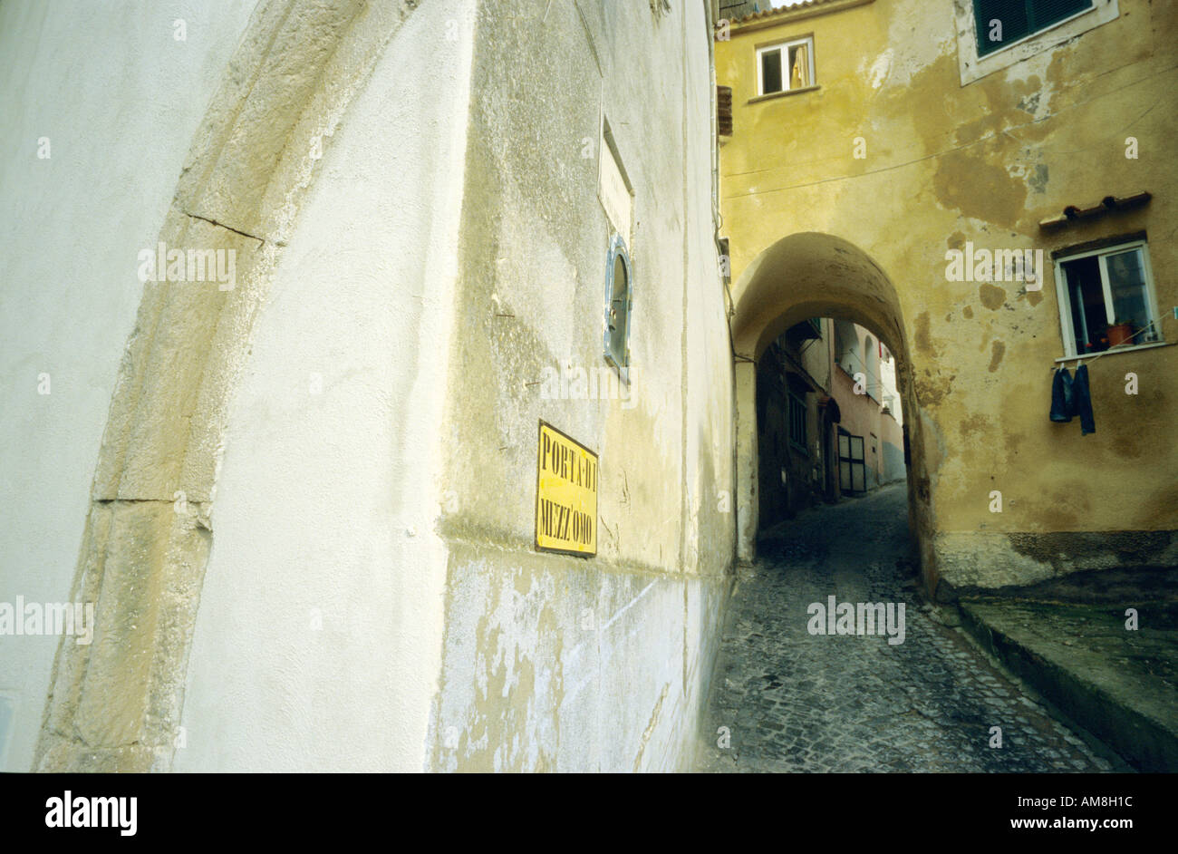 Italia Isola di Procida Campania Porta di Mezz'Omo 1563 Foto Stock