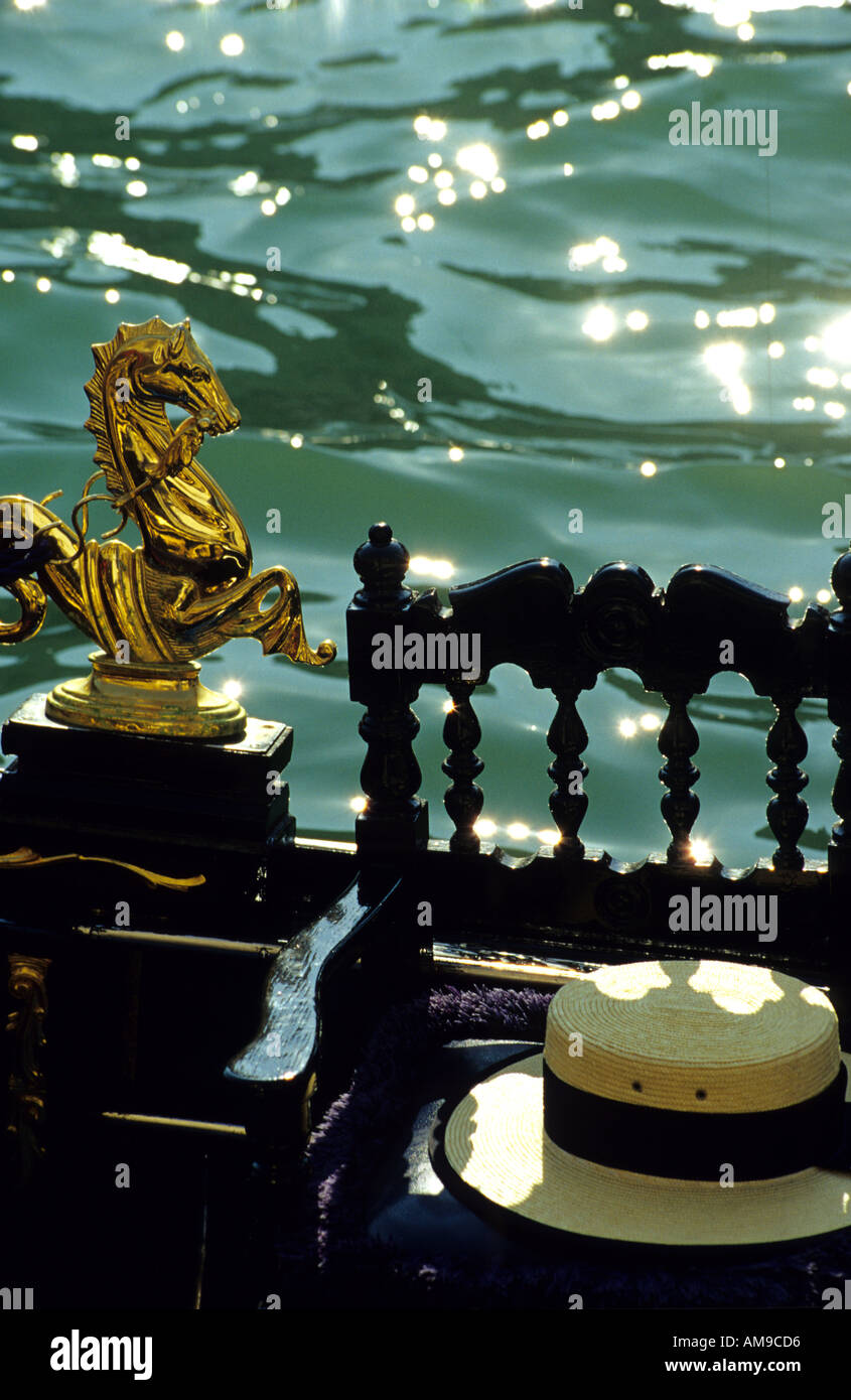Dettaglio delle gondole Venezia Italia Foto Stock