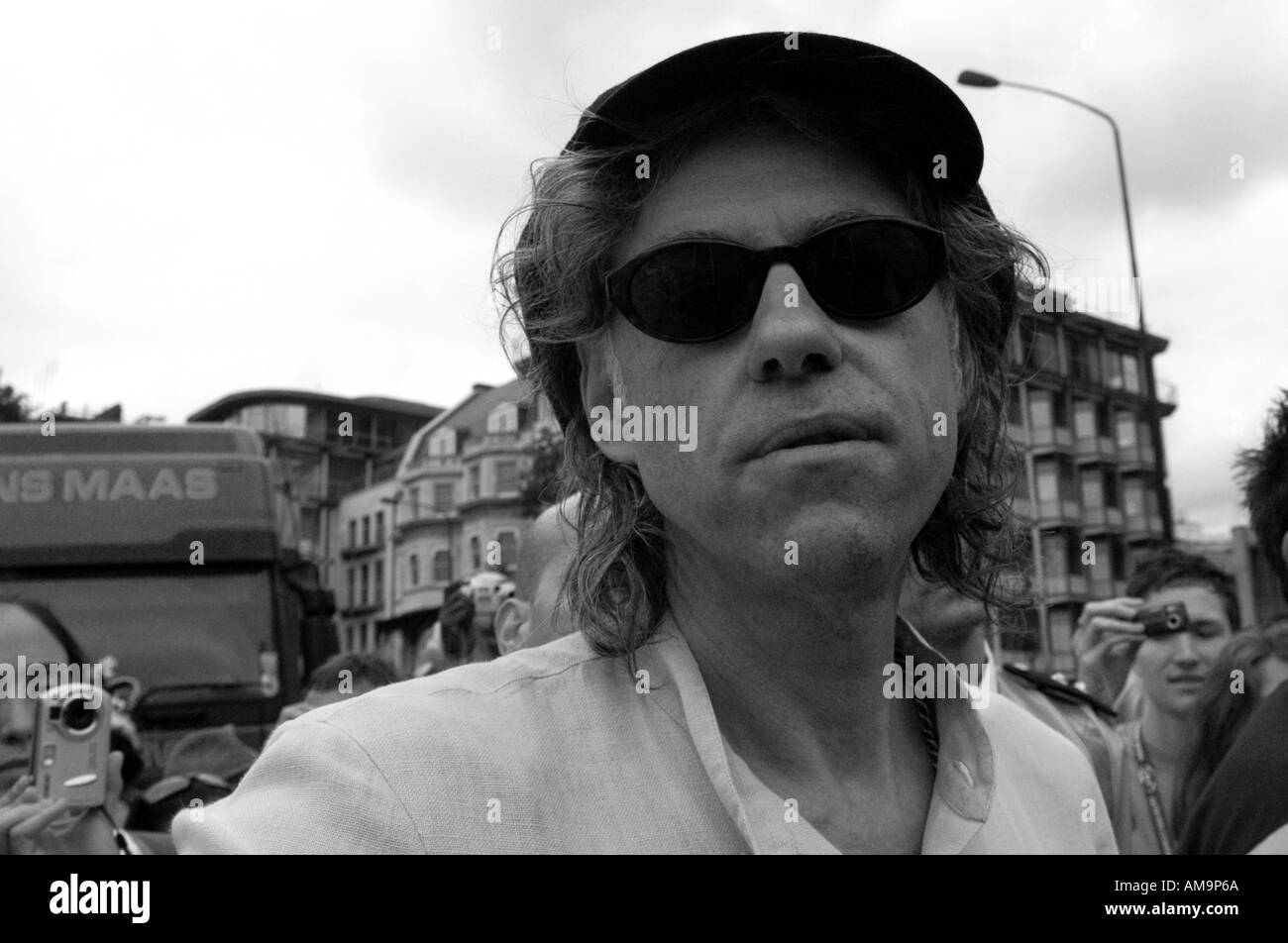 Sir Bob Geldof apre il Gay Pride Marzo 2005 in Hyde Park il giorno stesso del Live 8 concerto Foto Stock