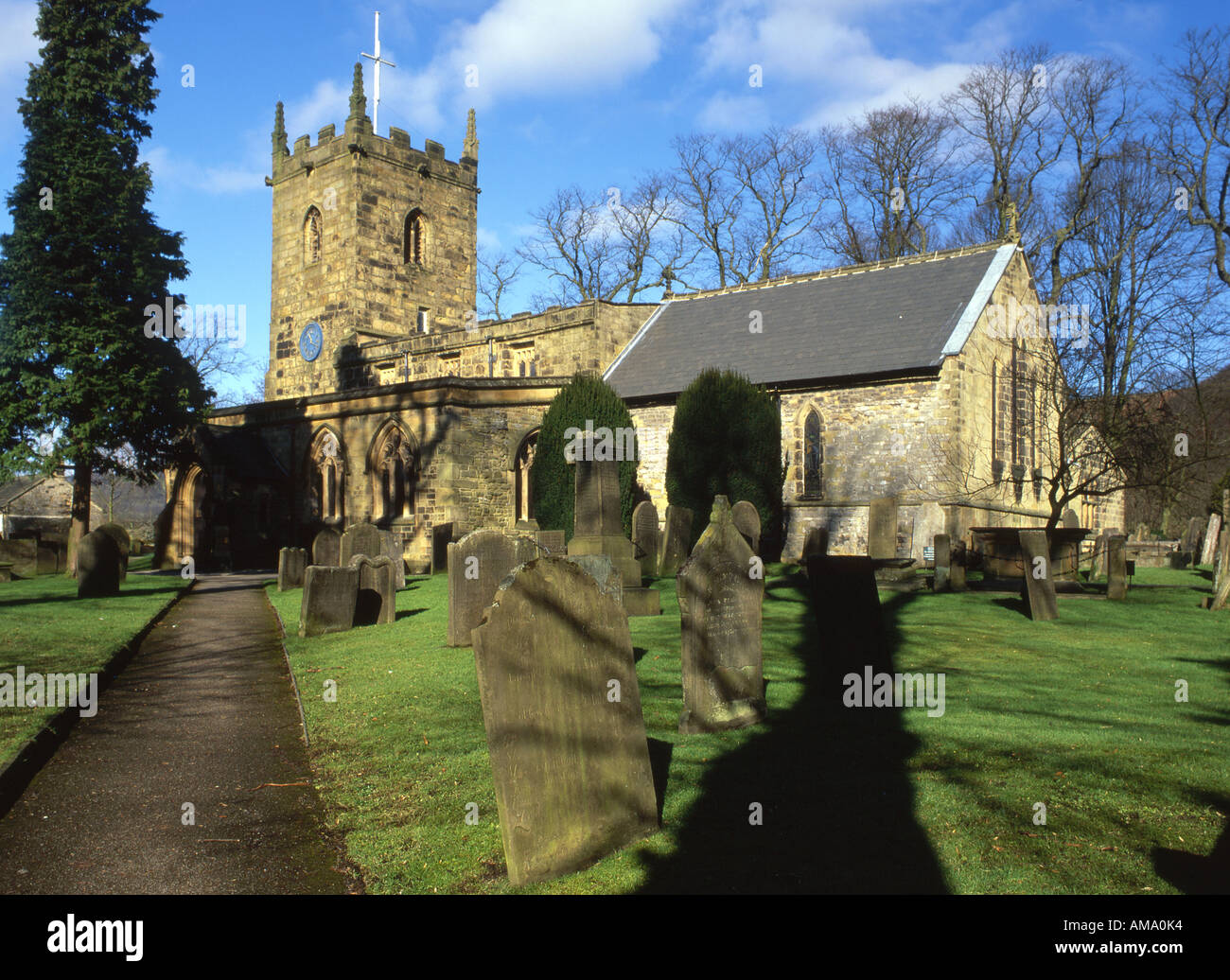 Chiesa di San Lorenzo, Eyam, Derbyshire, Inghilterra Foto Stock