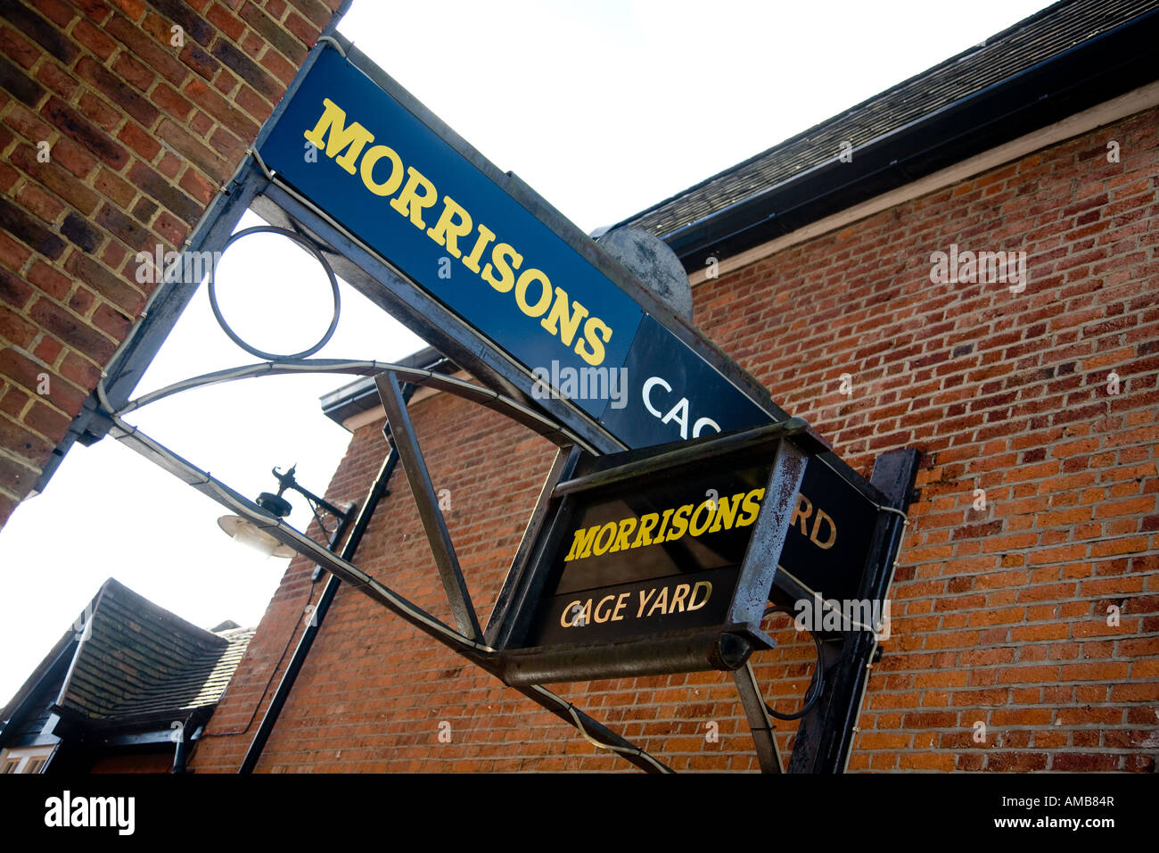 Cartello fuori Morrisons supermercato, Reigate, Surrey Foto Stock