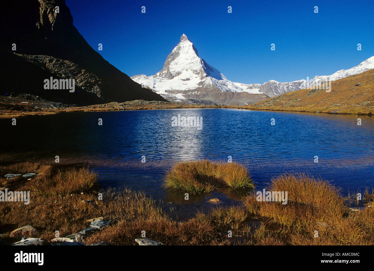 Cervino montagna delle Alpi Foto Stock