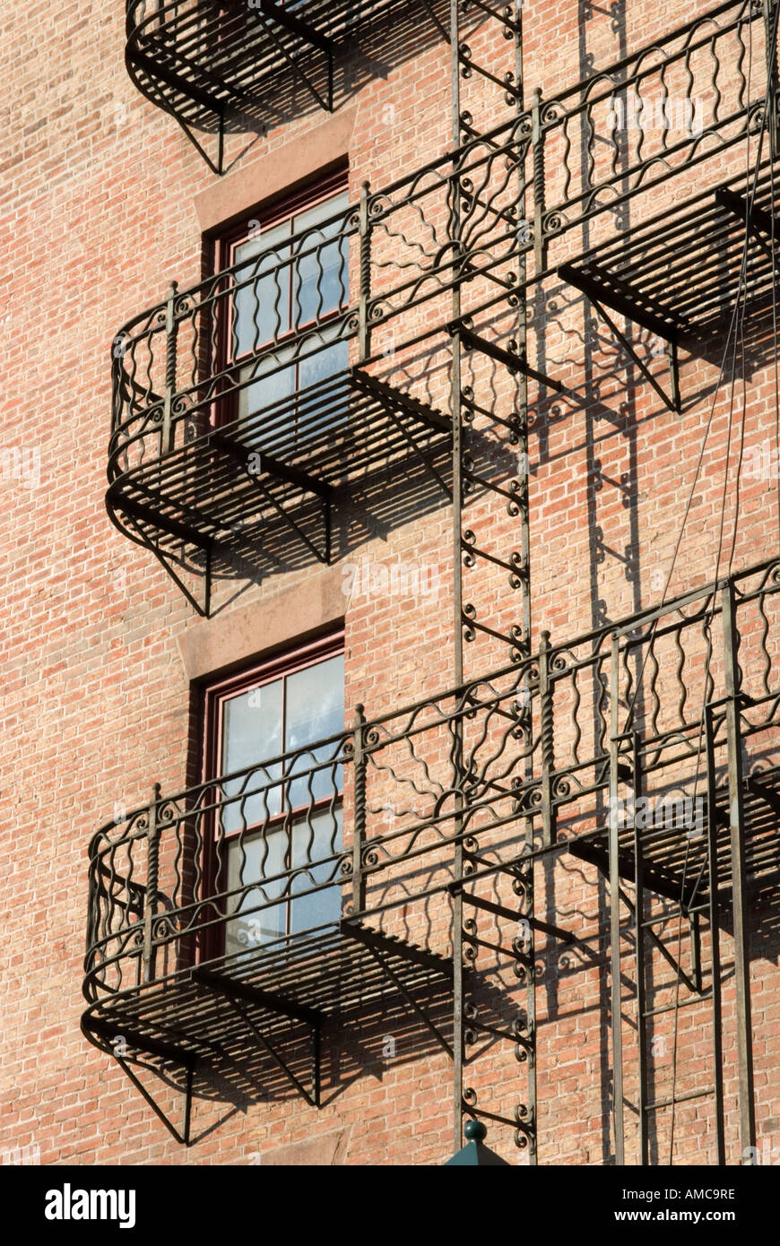 Via di Fuga in caso di incendi a South Street Seaport, Manhattan Foto Stock