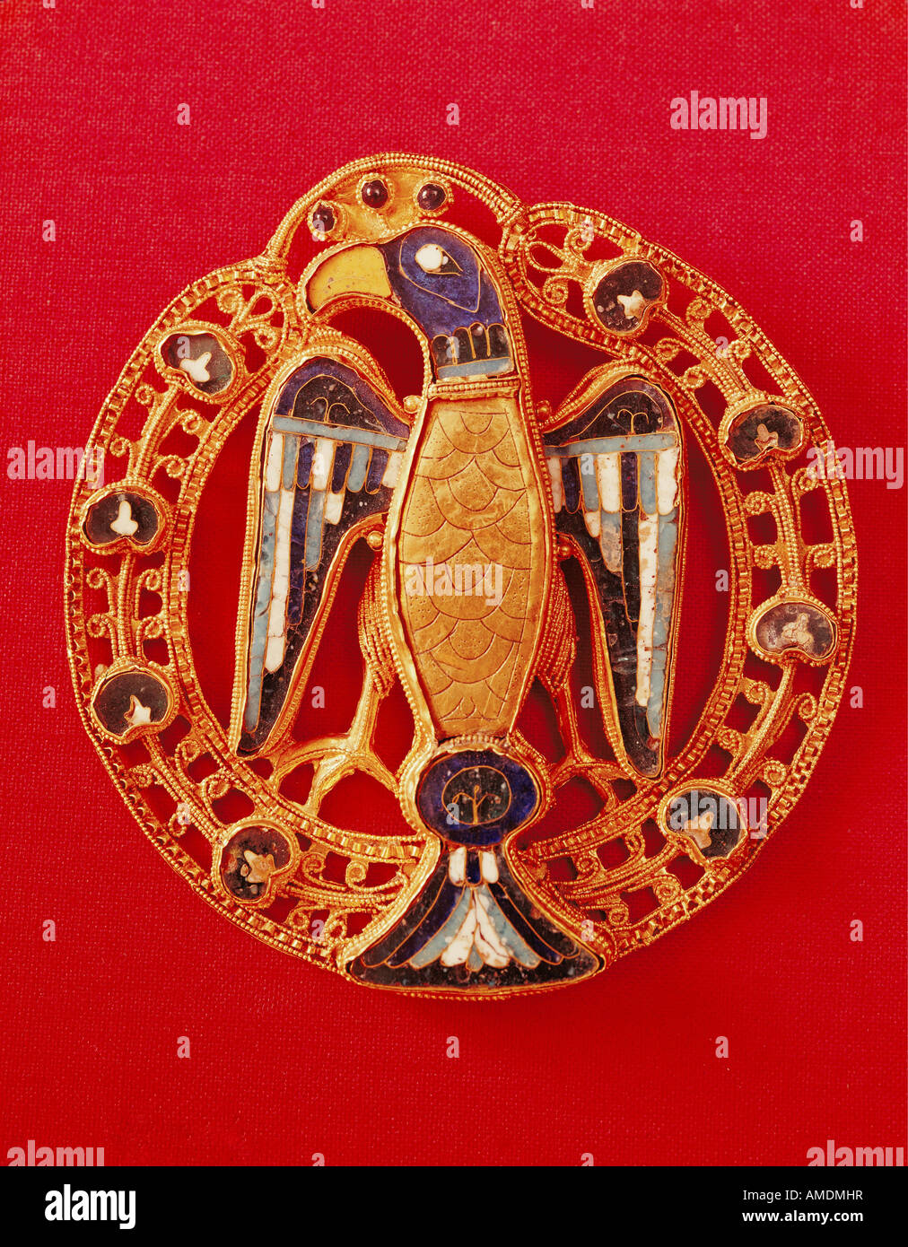 Belle arti, medioevo, gioielli, eagle perone della Imperatrice Gisela, circa 1025, Mittelrheinisches Landesmuseum Mainz, , artista del diritto d'autore non deve essere cancellata Foto Stock