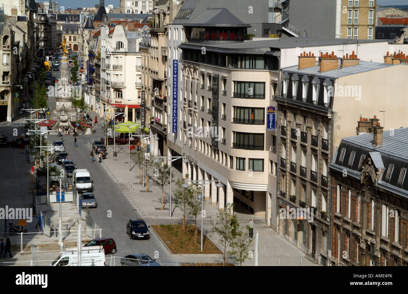 La città di Reims Centre Francia conosciuta come la capitale dello champagne  del mondo Foto stock - Alamy