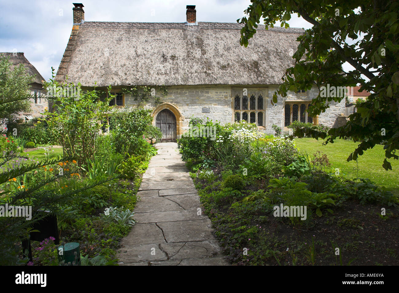 Il sacerdote ha casa di Muchelney in Somerset Foto Stock