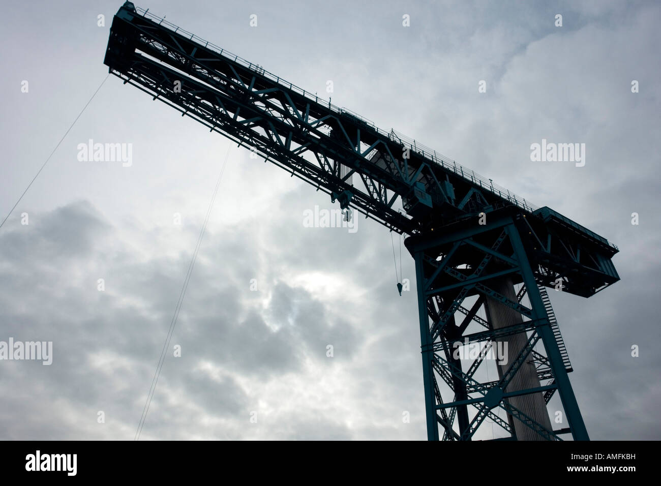Della Silhouette Titan Crane sul sito dell'ex John Brown Engineering Clydebank Glasgow Scotland Europa Foto Stock
