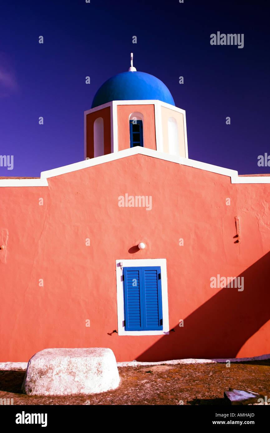 Chiesa tradizionale di Santorini in Grecia Foto Stock