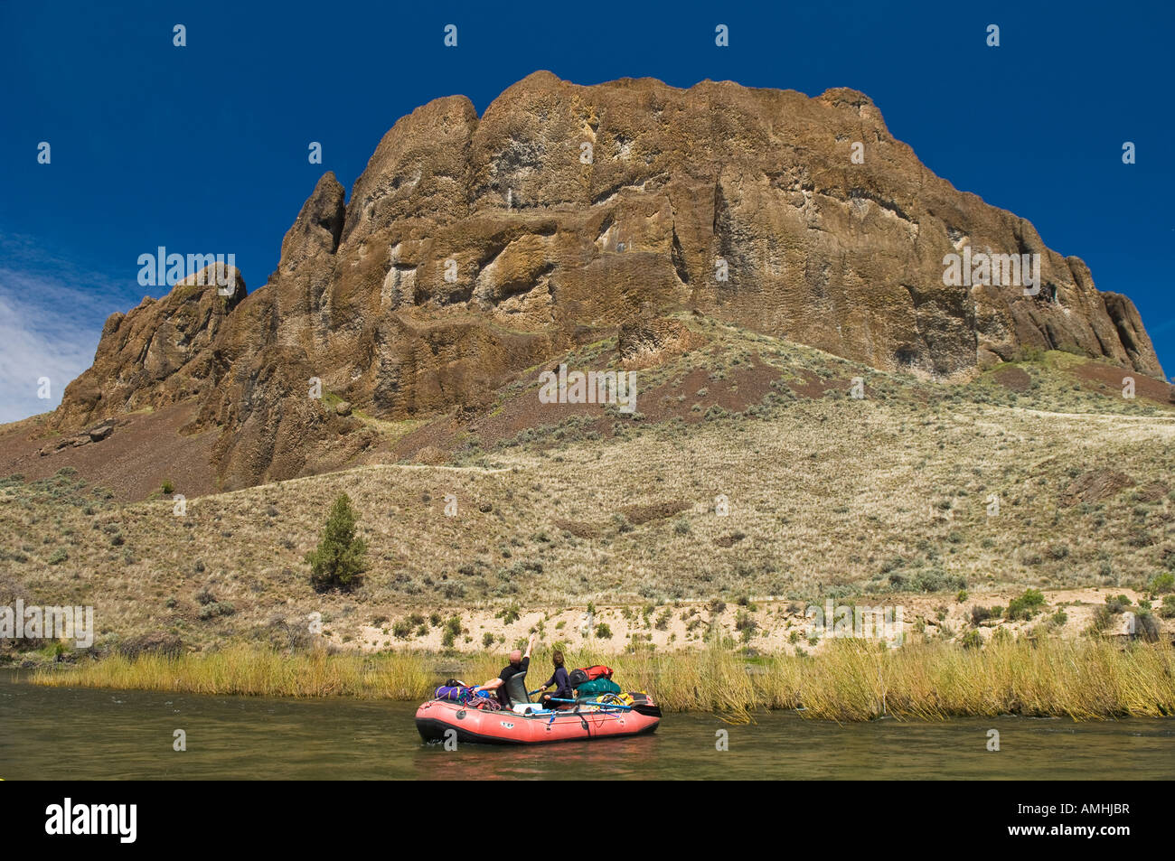 Rafters visualizzazione di formazione di roccia sul John giorno fiume Oregon Foto Stock