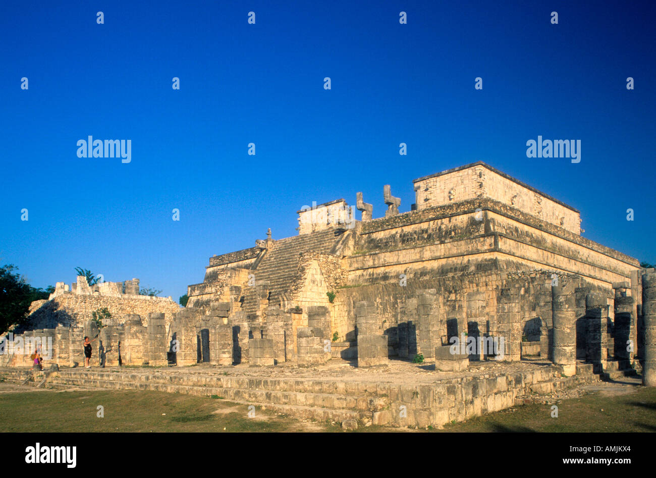 Mexiko, Yucatan, Chichen Itza, il Templo de Los Guerreros, Kriegertempel Foto Stock