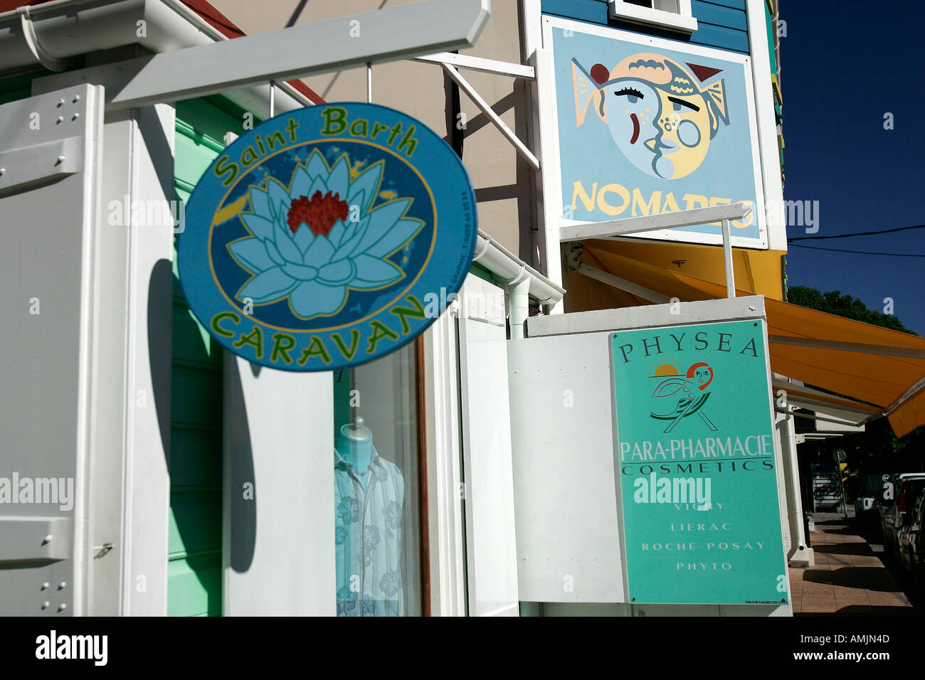 Boutique colorate e insegne Gustavia St Barts Foto Stock