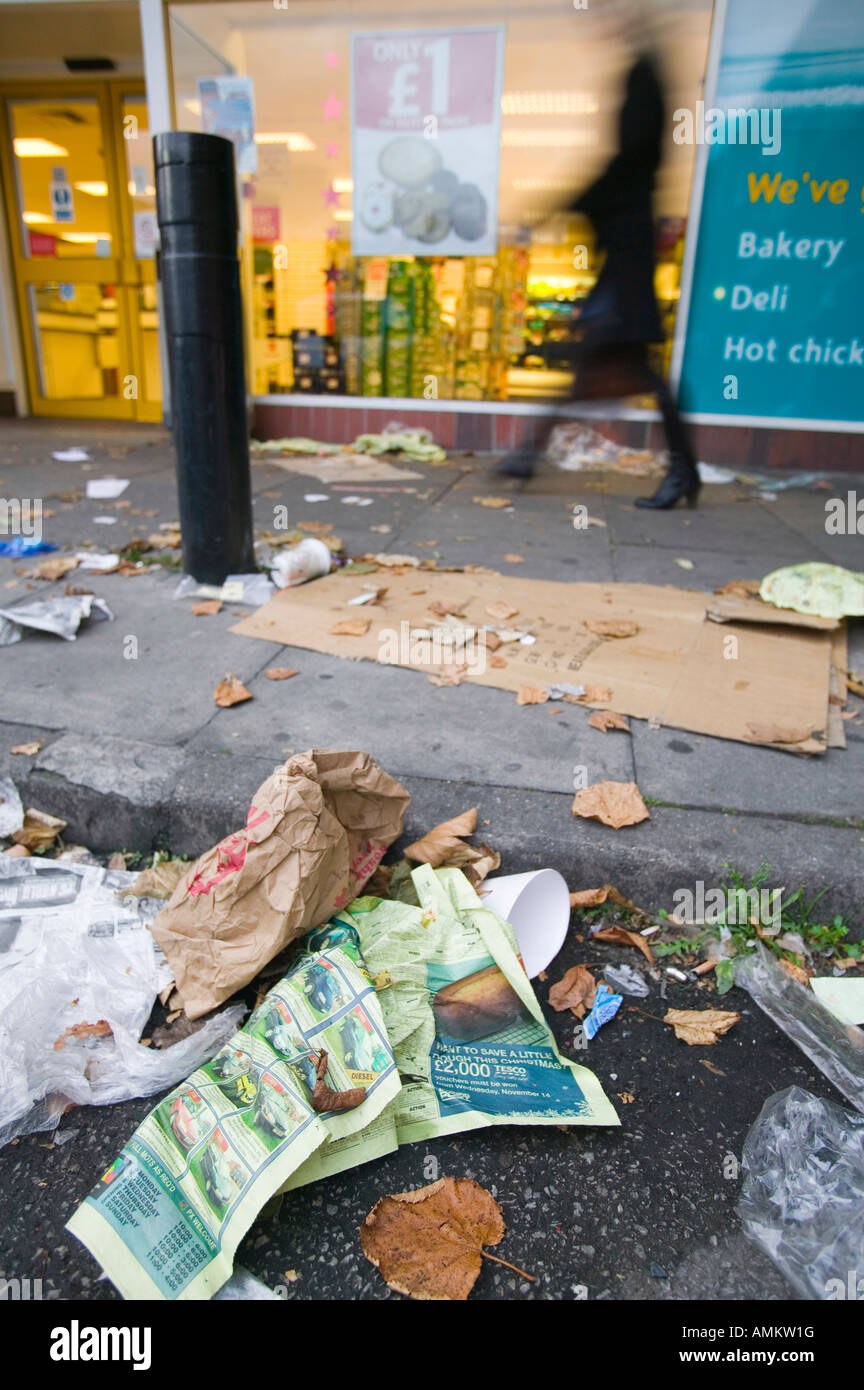 Cestinato inner city strade a Loughborough UK Foto Stock