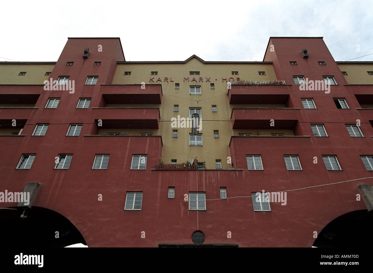 Karl Marx Hof edificio a Vienna Austria Foto Stock