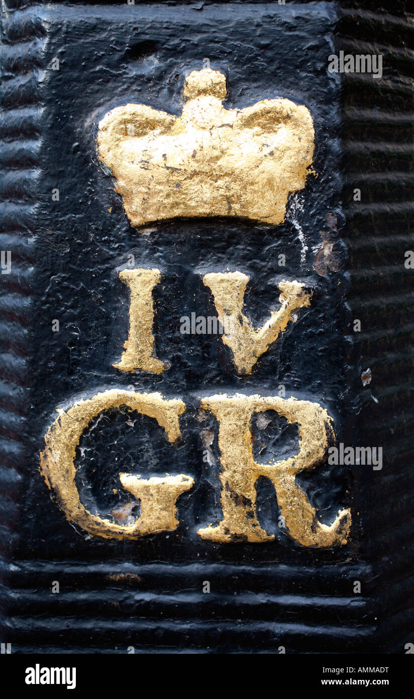 Bollard con IV GR in Regents Park, Londra Foto Stock