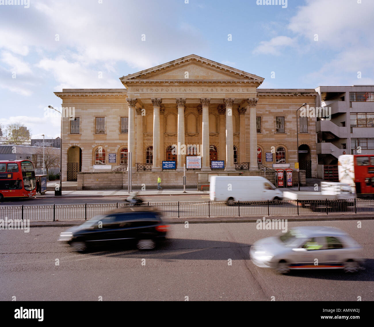 Il Metropolitan Tabernacolo di Elephant e Castle di Londra. Foto Stock