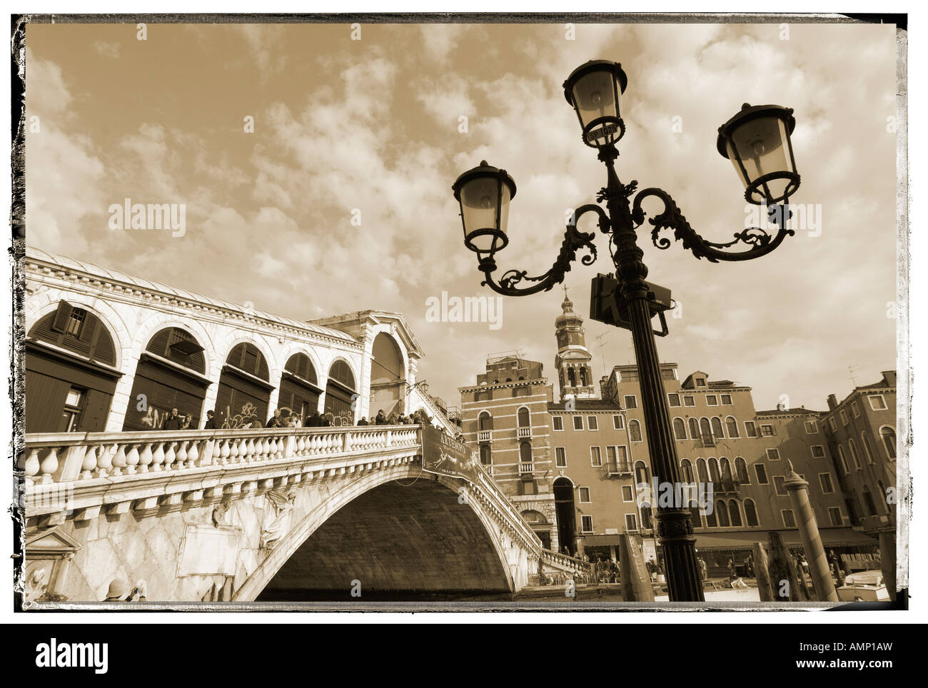 Ponte di Rialto Venezia Italia Foto Stock