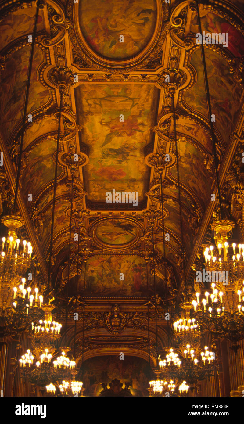 Il soffitto della sala in Opera Garnier Parigi Francia Foto Stock