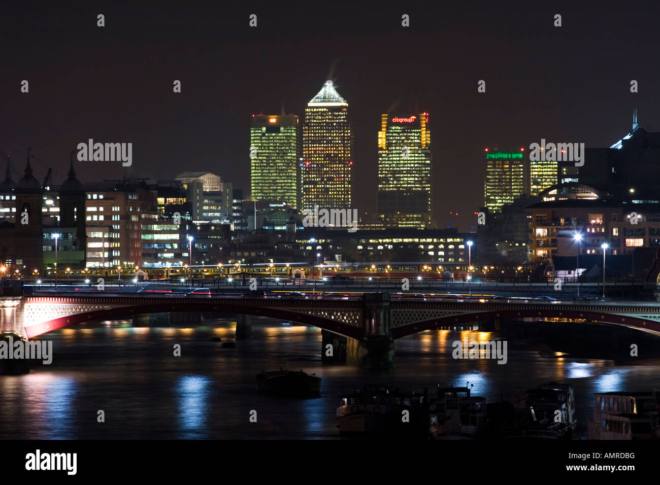 Lo skyline di Londra da Waterloo Bridge. Foto Stock