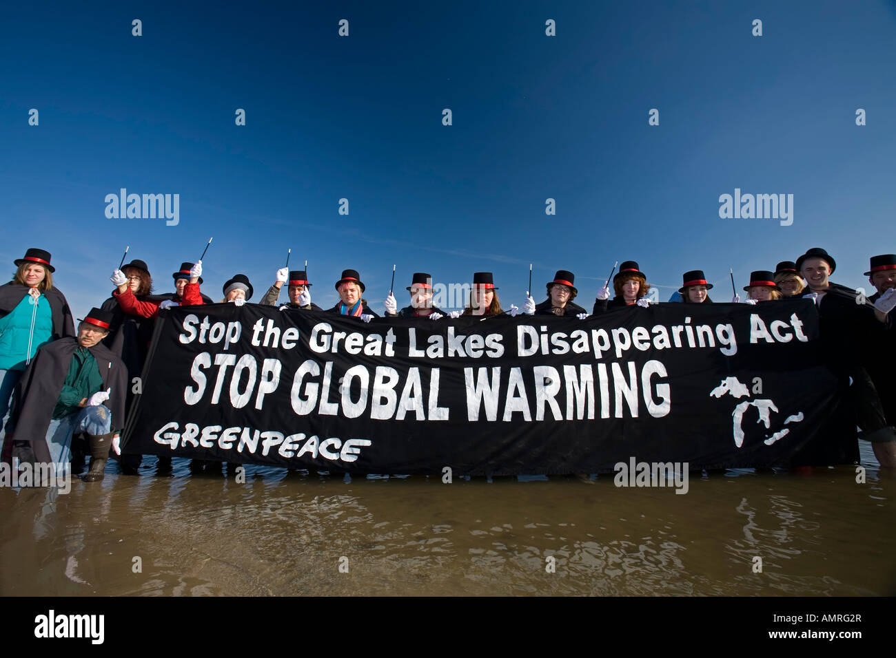 Greenpeace protesta il riscaldamento globale e il restringimento di Grandi Laghi Foto Stock