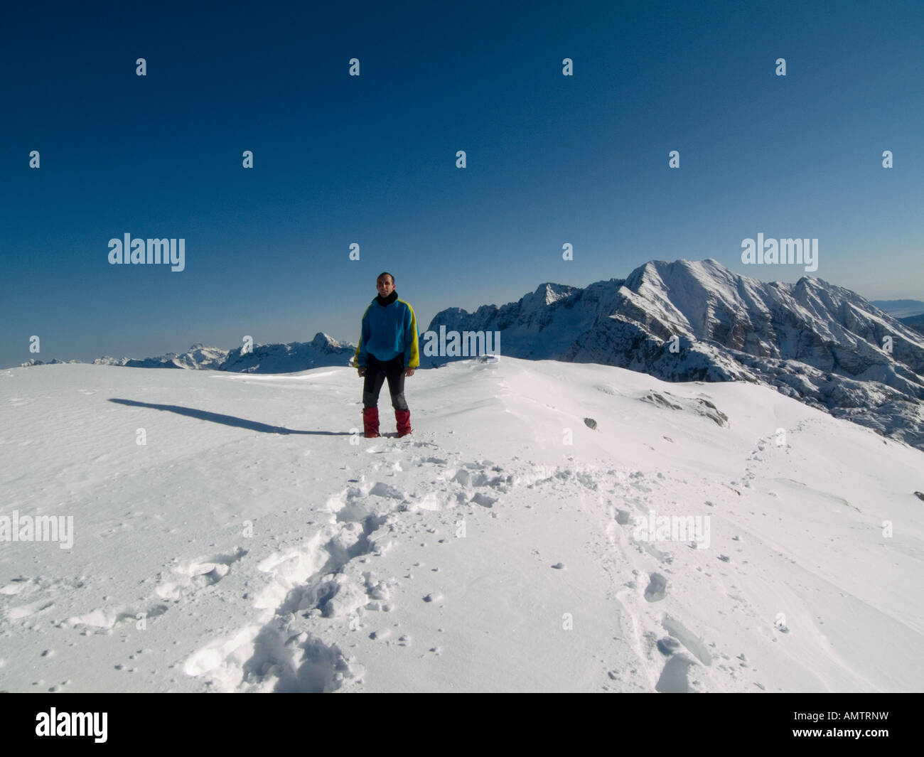 L'uomo nelle Alpi Giulie Sart Montagna Italia Foto Stock