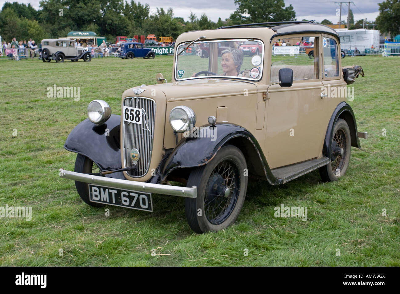 Vintage Austin 7 Ruby 1930 soft top berlina Moreton Agricultural Show 2007 REGNO UNITO Foto Stock