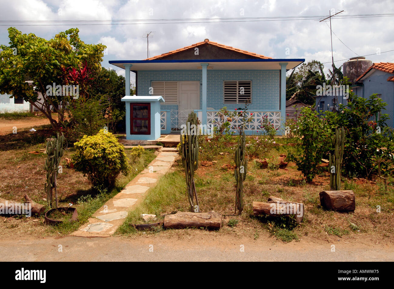 Un tradizionale cubana casa rurale nei pressi di Vinales Foto Stock