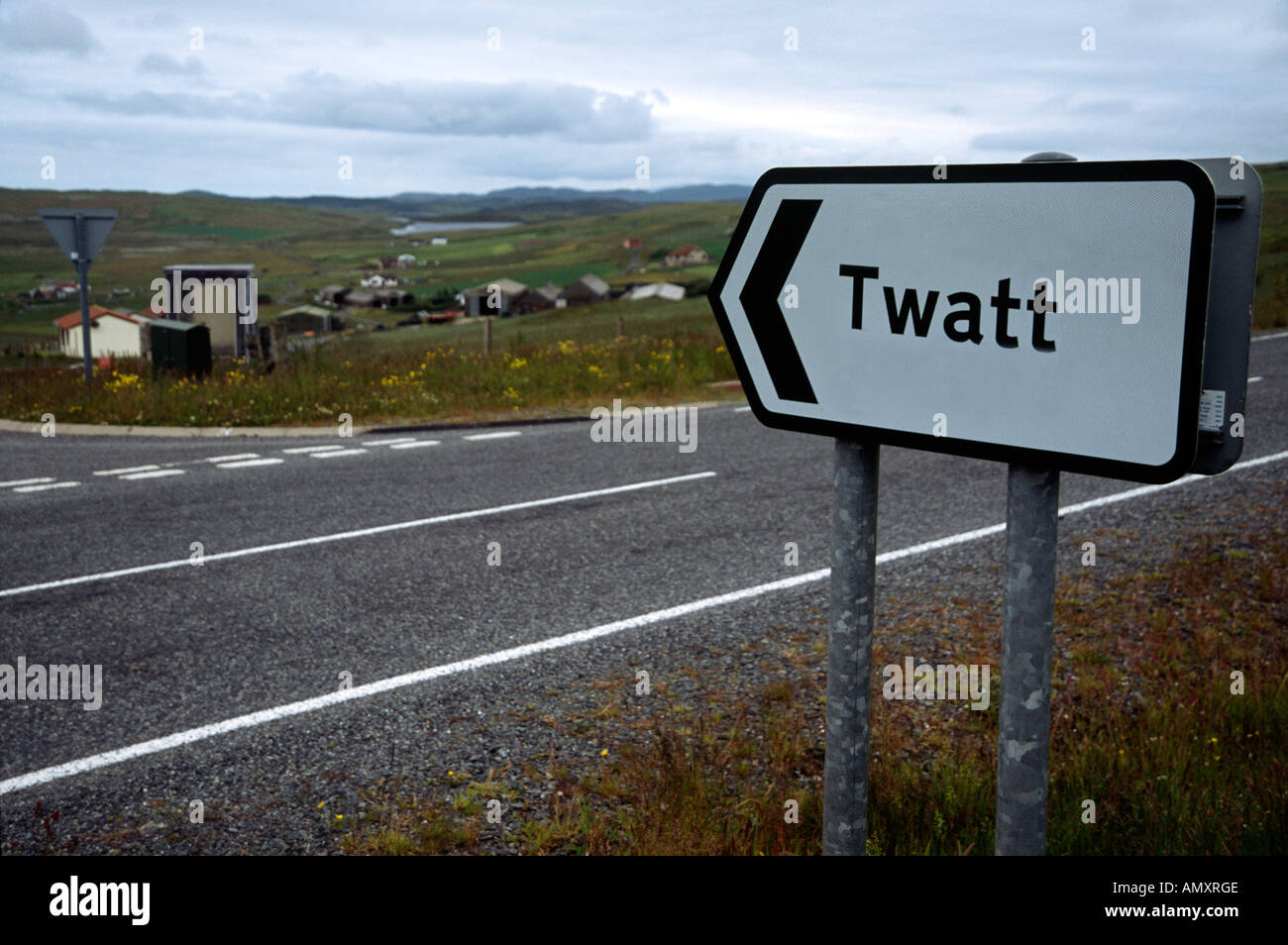 Cartello per Twatt sulle Isole Shetland Gran Bretagna REGNO UNITO Foto Stock