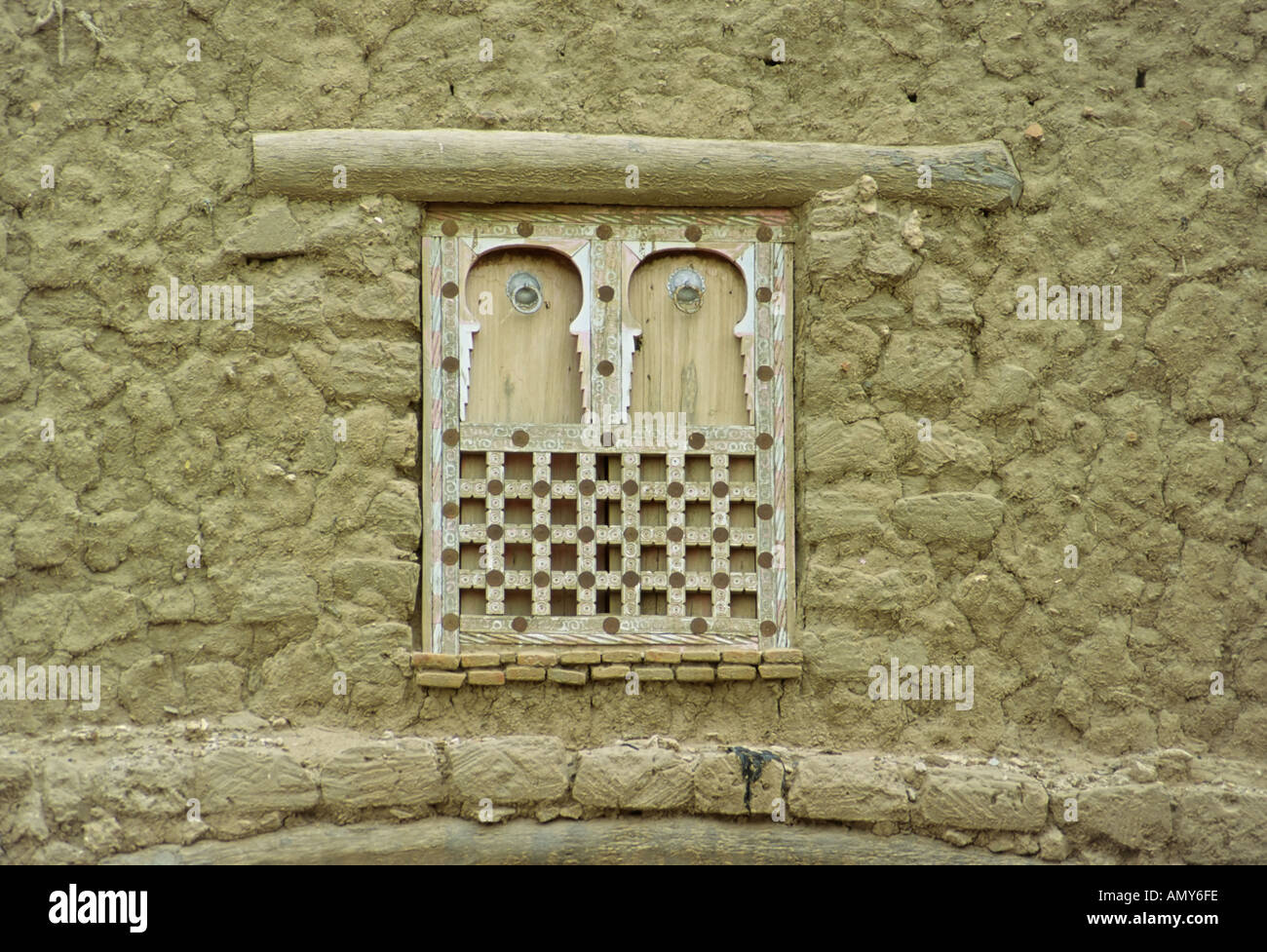Ornato di persiane alle finestre, Timbuktu (Tombouctou), Mali Foto Stock