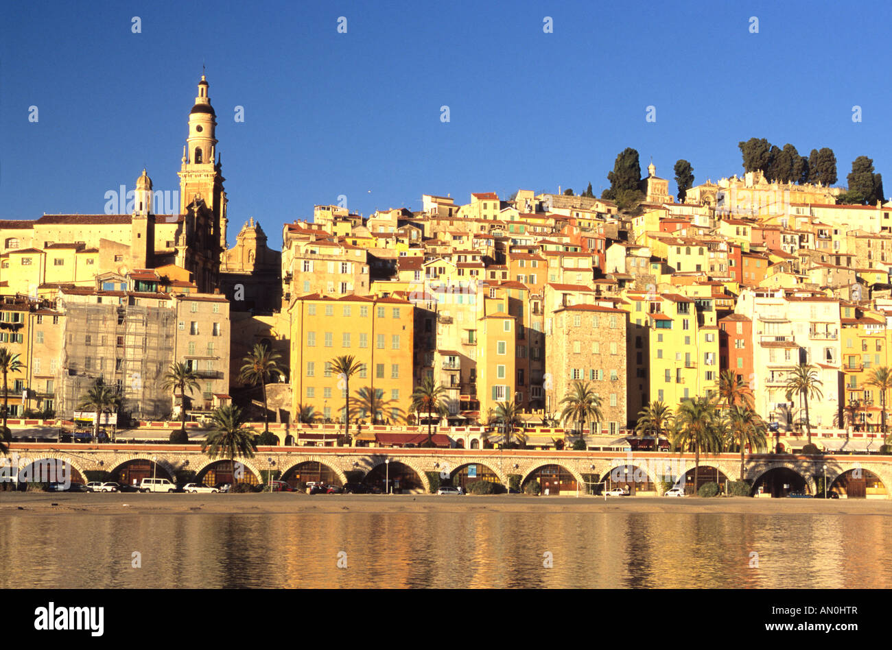 Menton Costa Azzurra Alpes-Maritimes 06 PACA Europa Foto Stock