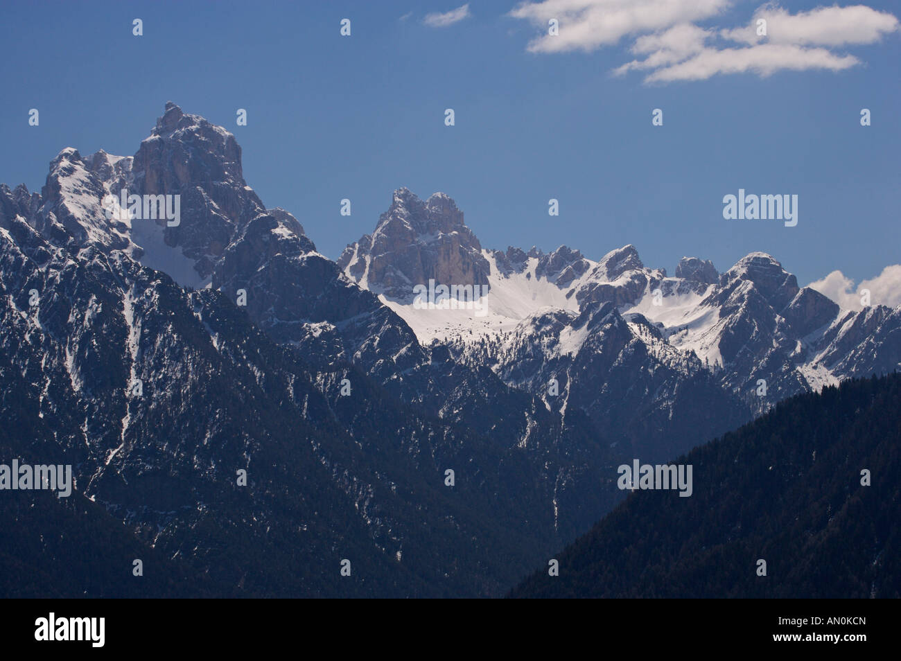 Le Tre Cime di Lavaredo (Drei Zinnen) Gamma di dolomite vicino a Dobbiaco, Italia, Sud Tirolo, Sued Tirol, Europa Europa 2006. Foto Stock