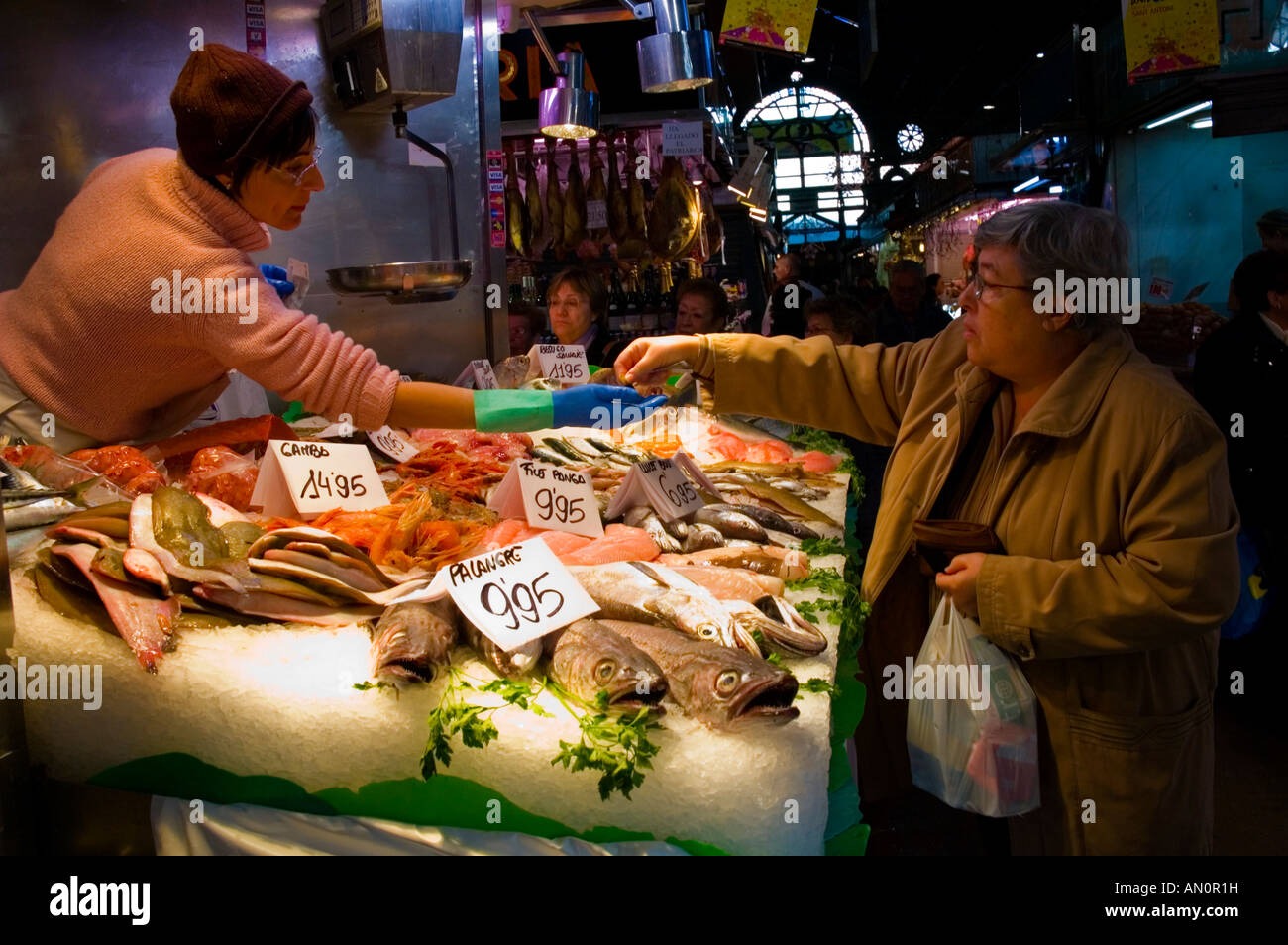 Mercat de Sant Antoni di Barcellona Spagna UE Foto Stock