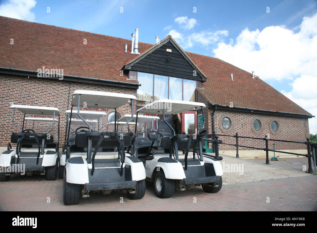 Caddy Golf carts su un campo da golf. Foto Stock