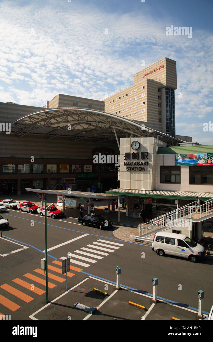 Alla stazione di Nagasaki, Giappone Foto Stock