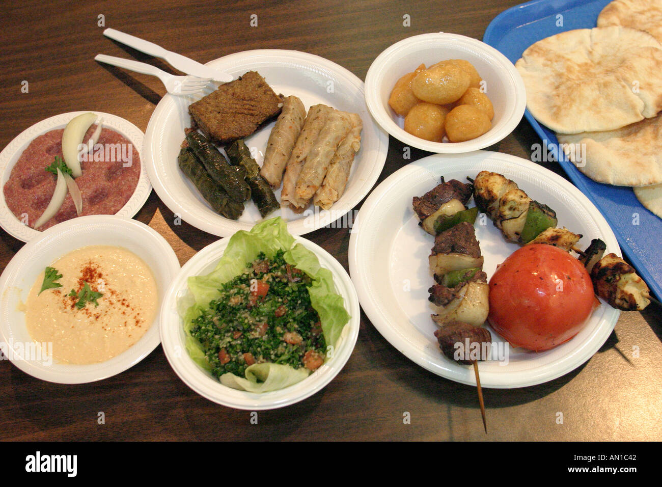 Miami Florida,Coral Gables,Coral Way,Miracle Mile,Our Lady of Lebanon Catholic Church,religione,credenza,fede,culto,Casa di Dio,cristiana,Fe libanese Foto Stock