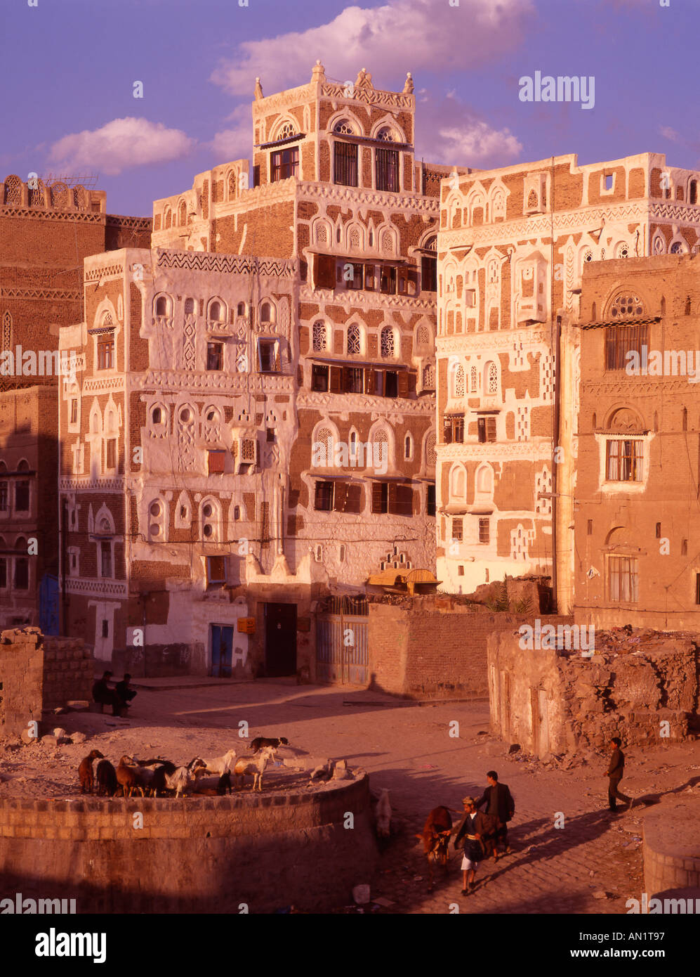 Yemen sana di una scena di strada Foto Stock
