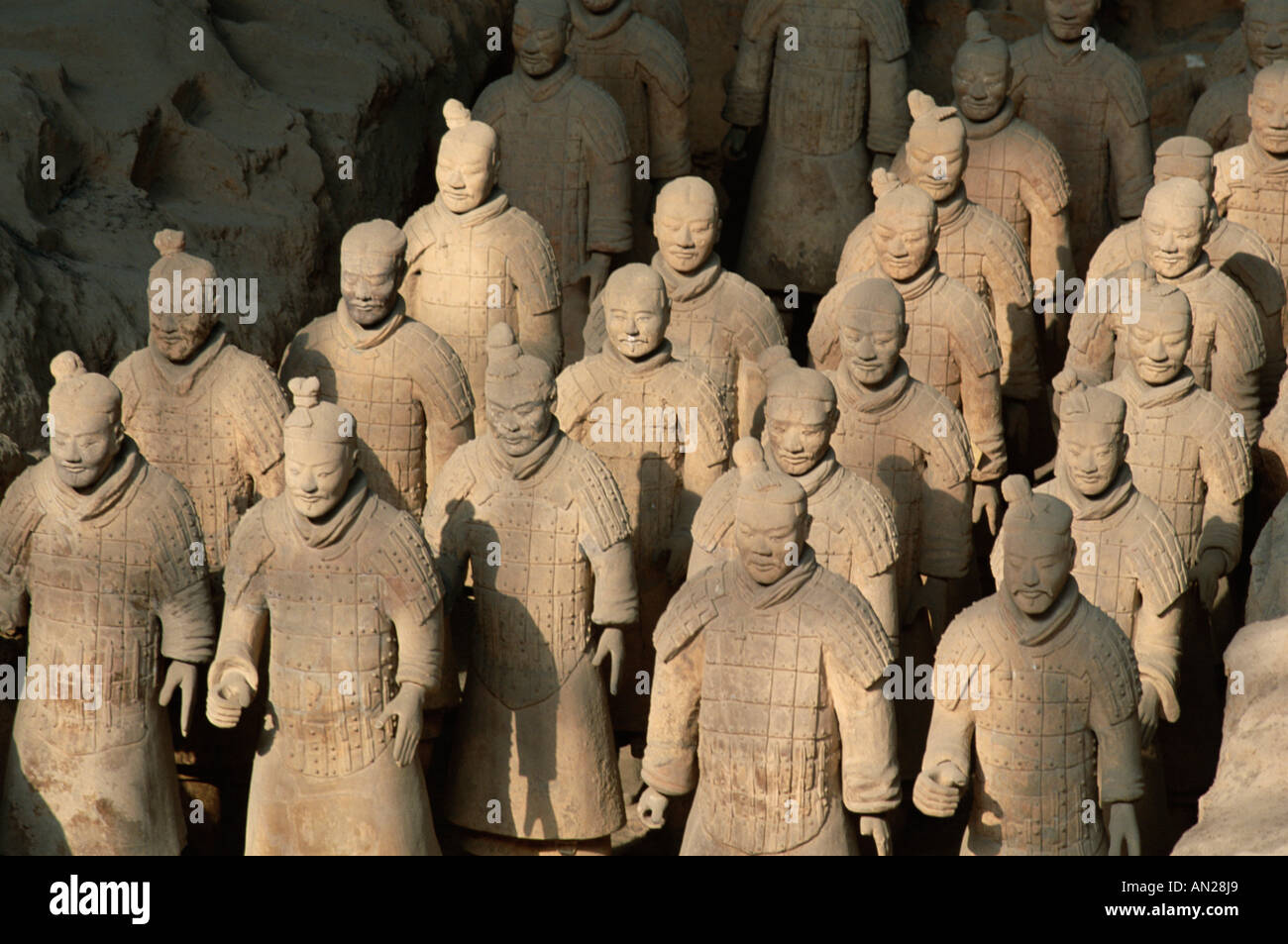 Guerrieri di Terracotta / Esercito di Terracotta (Dinastia Qin), Xian, Provincia di Shaanxi, Cina Foto Stock