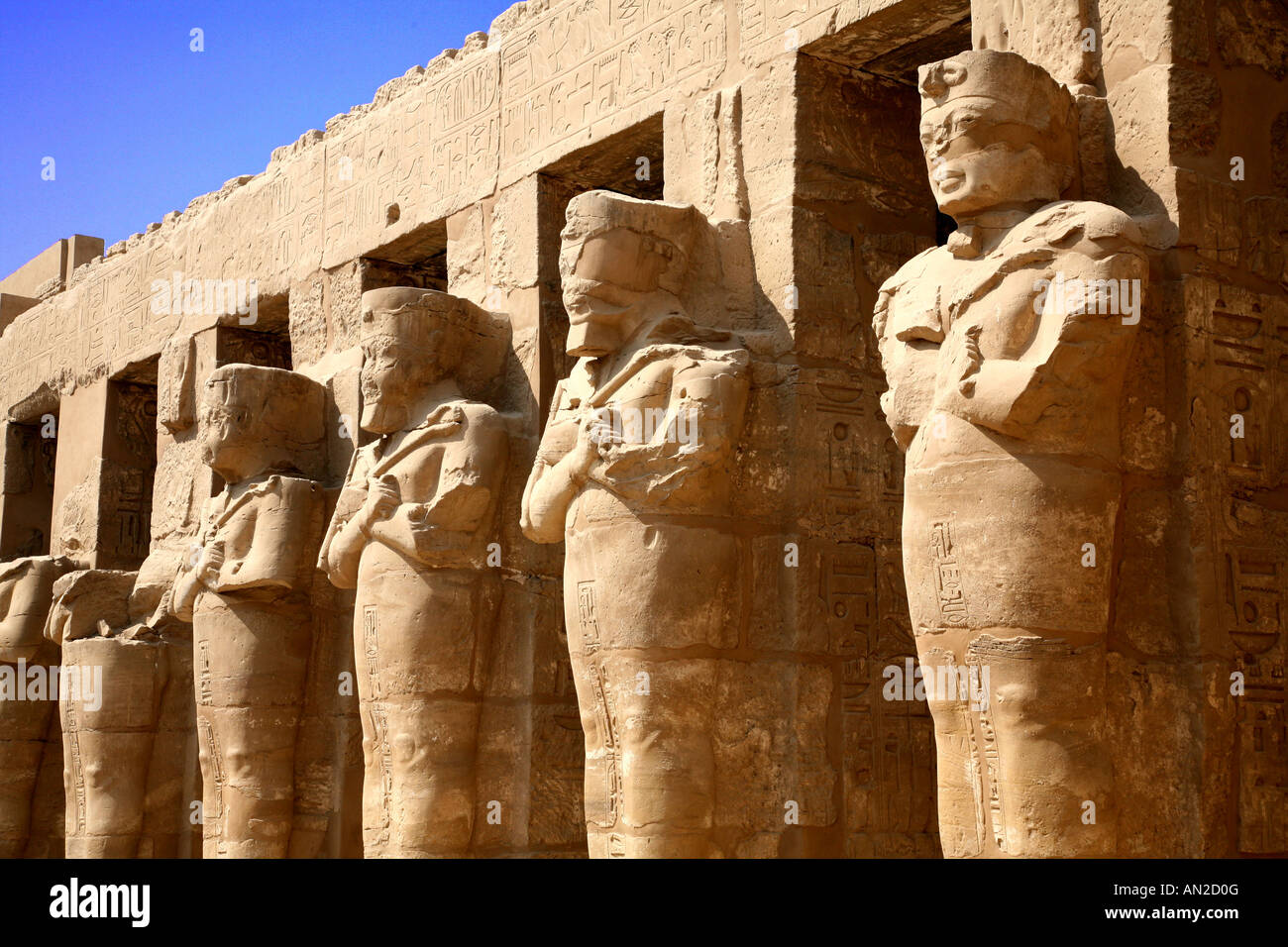 Ramesse III il piccolo tempio, Osiride pilastri Foto Stock