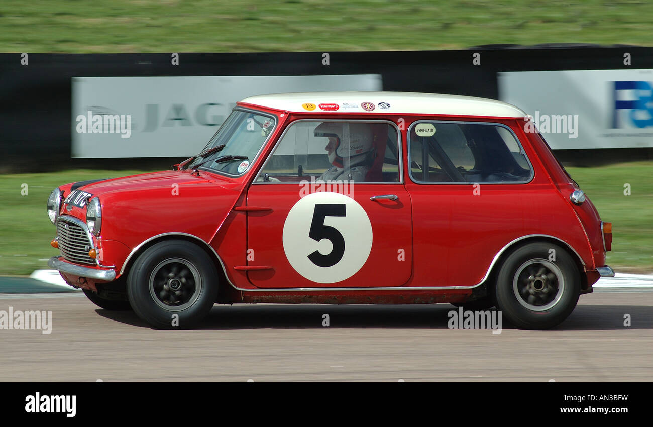 1964 Mini Cooper Racing a Goodwood Sussex England Regno Unito Foto Stock
