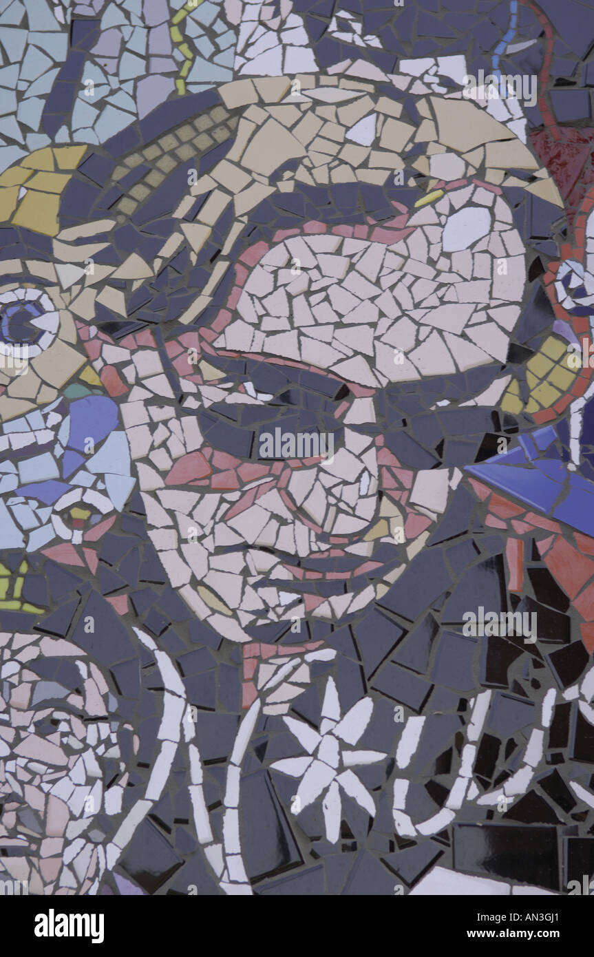 Steve Coogan comico commedia comdeian manchester uomo firmare il consumismo shopping center bianco nero parete piastrelle riferimento biblico pu Foto Stock