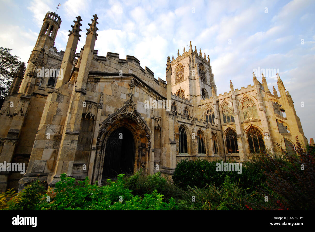 St Mary's Chiesa Parrocchiale Beverley da livello basso Foto Stock