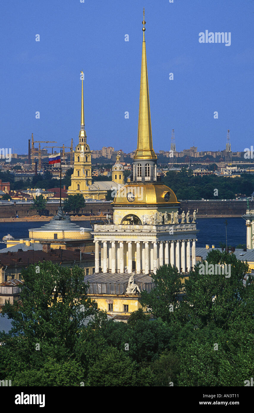 Ammiragliato e la fortezza di Pietro e Paolo San Pietroburgo Russia Foto Stock