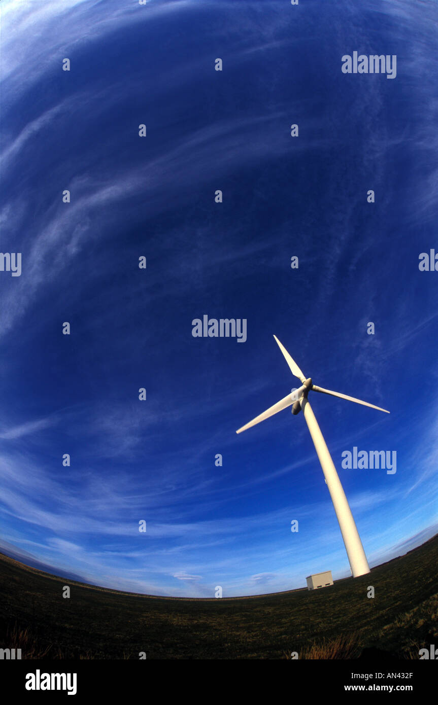 Una turbina eolica uno dei 20 a Taff Ely per centrali eoliche in Mid Glamorgan Galles è stata la generazione di elettricità a partire da ottobre 1993 Foto Stock