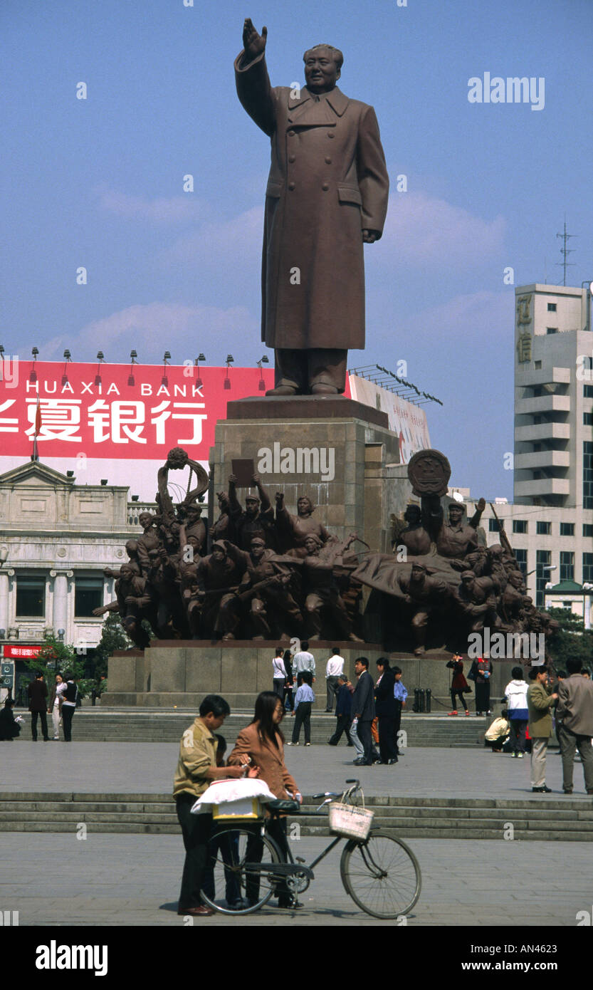 Statua di Mao in Cina di Shenyang Foto Stock