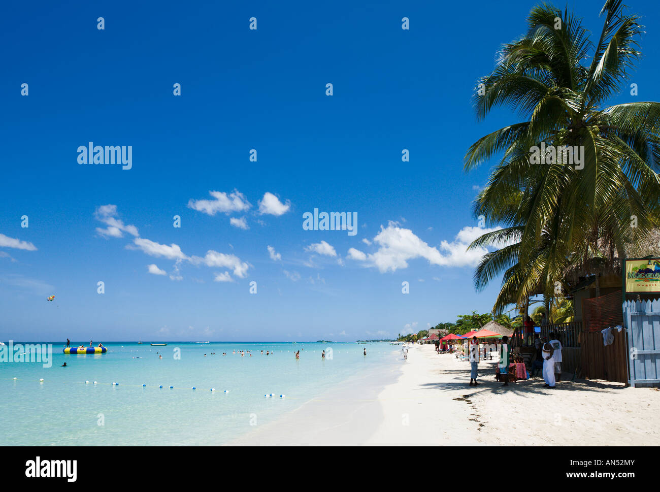Seven Mile Beach, Long Bay, Negril, in Giamaica, Caraibi, West Indies Foto Stock