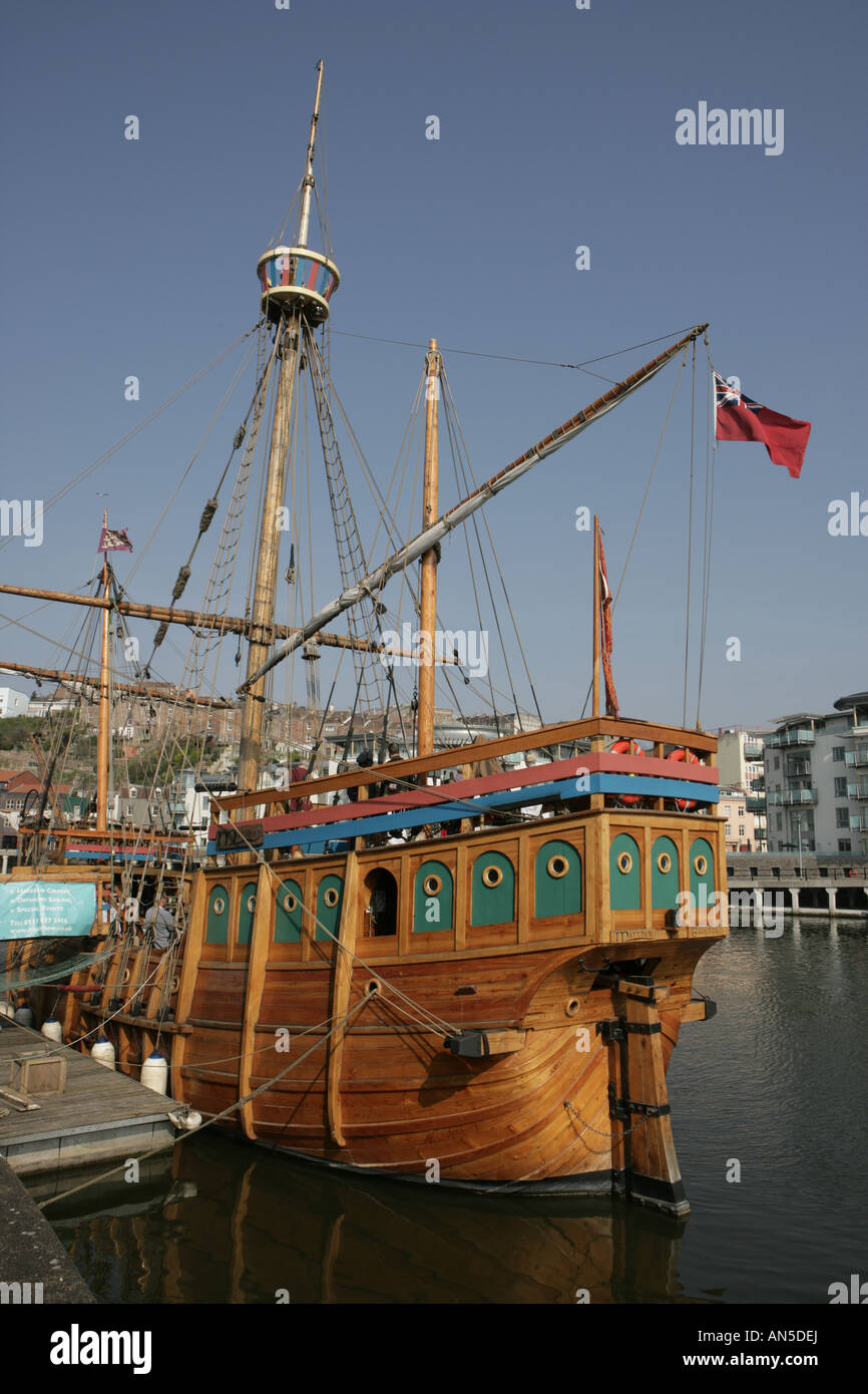 La ricostruzione del Matthew su una giornata di primavera a Bristol Docks Foto Stock