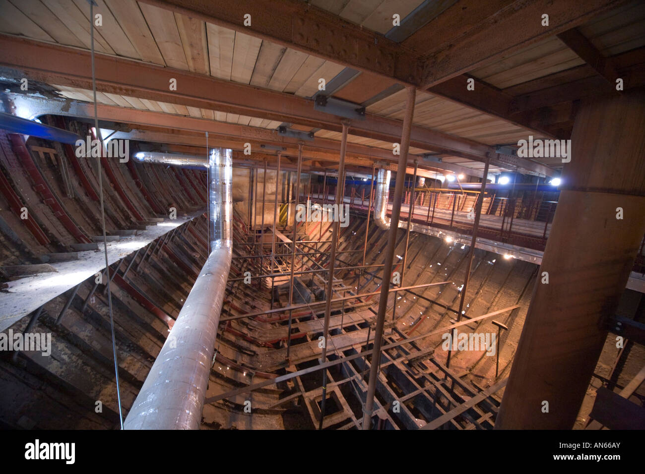 Nave a vapore SS Gran Bretagna progettato e costruito da Isambard Kingdom Brunel Saloon mazzo di trattenimento in avanti Foto Stock