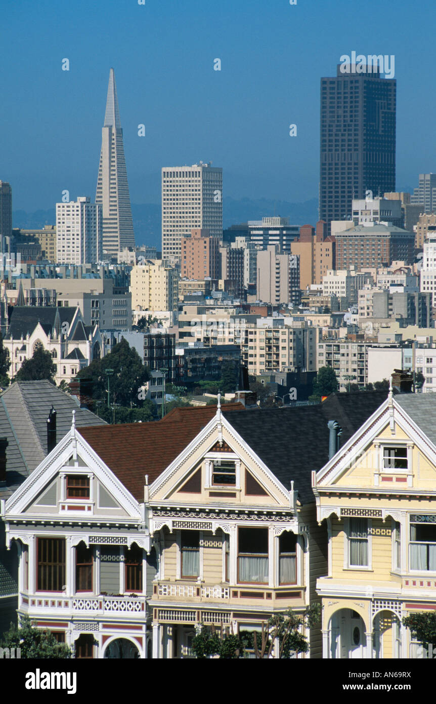 Case in stile vittoriano su Steiner street Alamo Square, San Francisco, California, Stati Uniti d'America Foto Stock